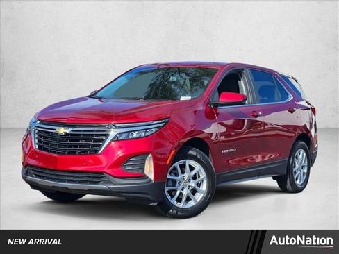 Used 2023 Chevrolet Equinox LT image 1