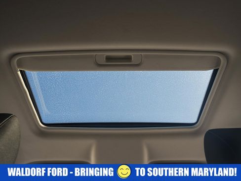 Used 2020 Ford EcoSport SE w/ SE Convenience Package image 28