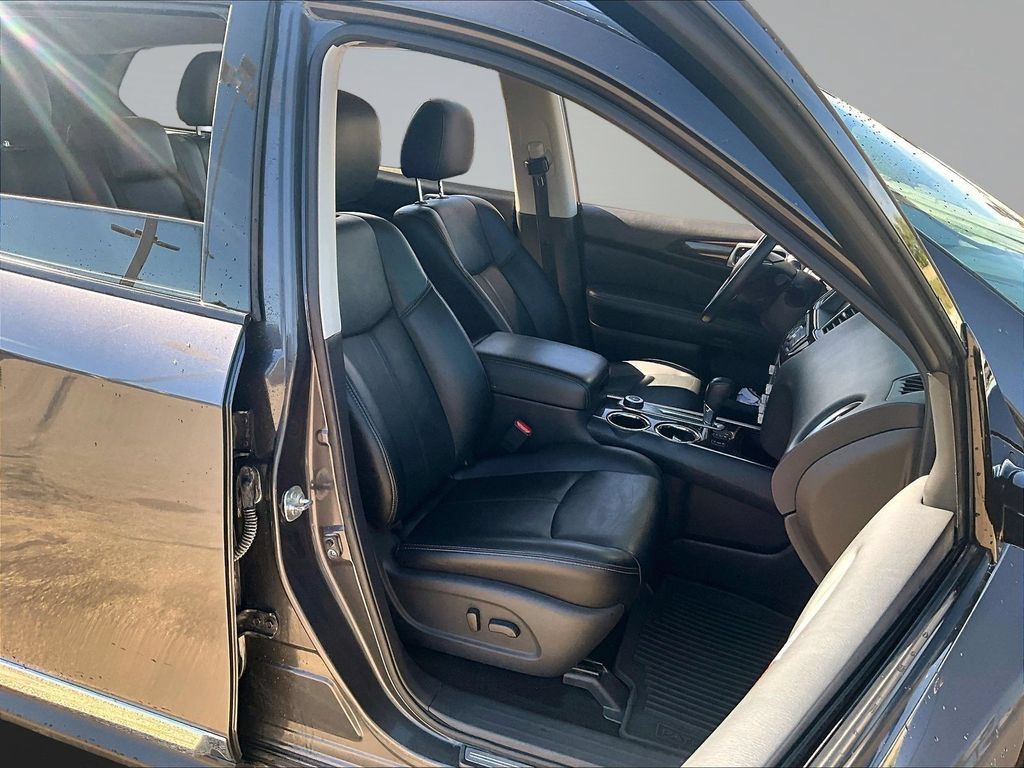 Used 2014 Nissan Pathfinder SL w/ SL Tech Package AWD/4WD image 32