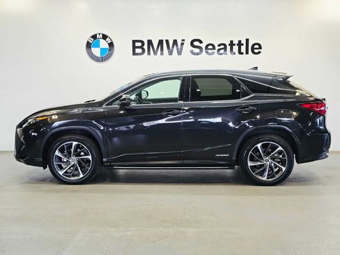 Used 2018 Lexus RX 450h AWD w/ Luxury Package image 3