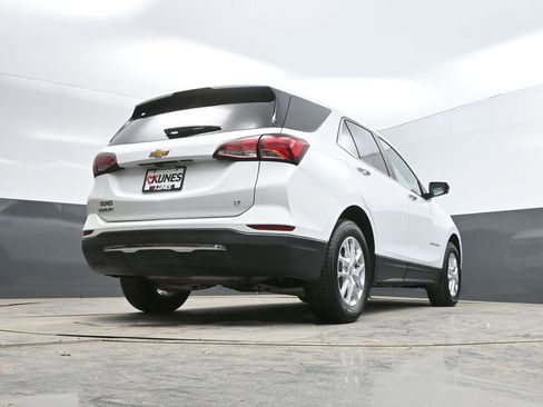 Used 2024 Chevrolet Equinox LT image 34