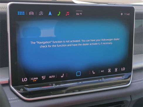 New 2025 Volkswagen Tiguan SE image 11