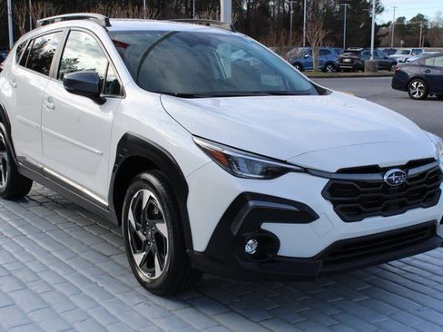 Certified 2024 Subaru Crosstrek 2.5i Limited w/ Crosstrek Mirror Package image 7