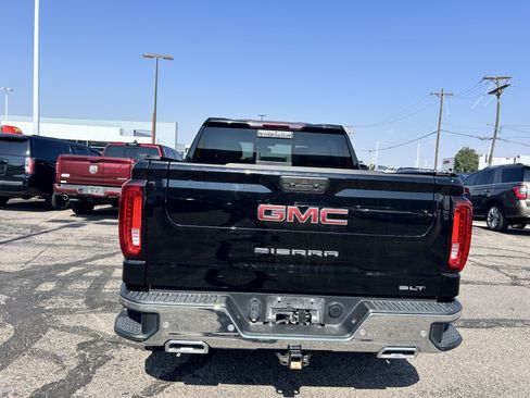 Used 2021 GMC Sierra 1500 SLT w/ SLT Premium Plus Package AWD/4WD image 4