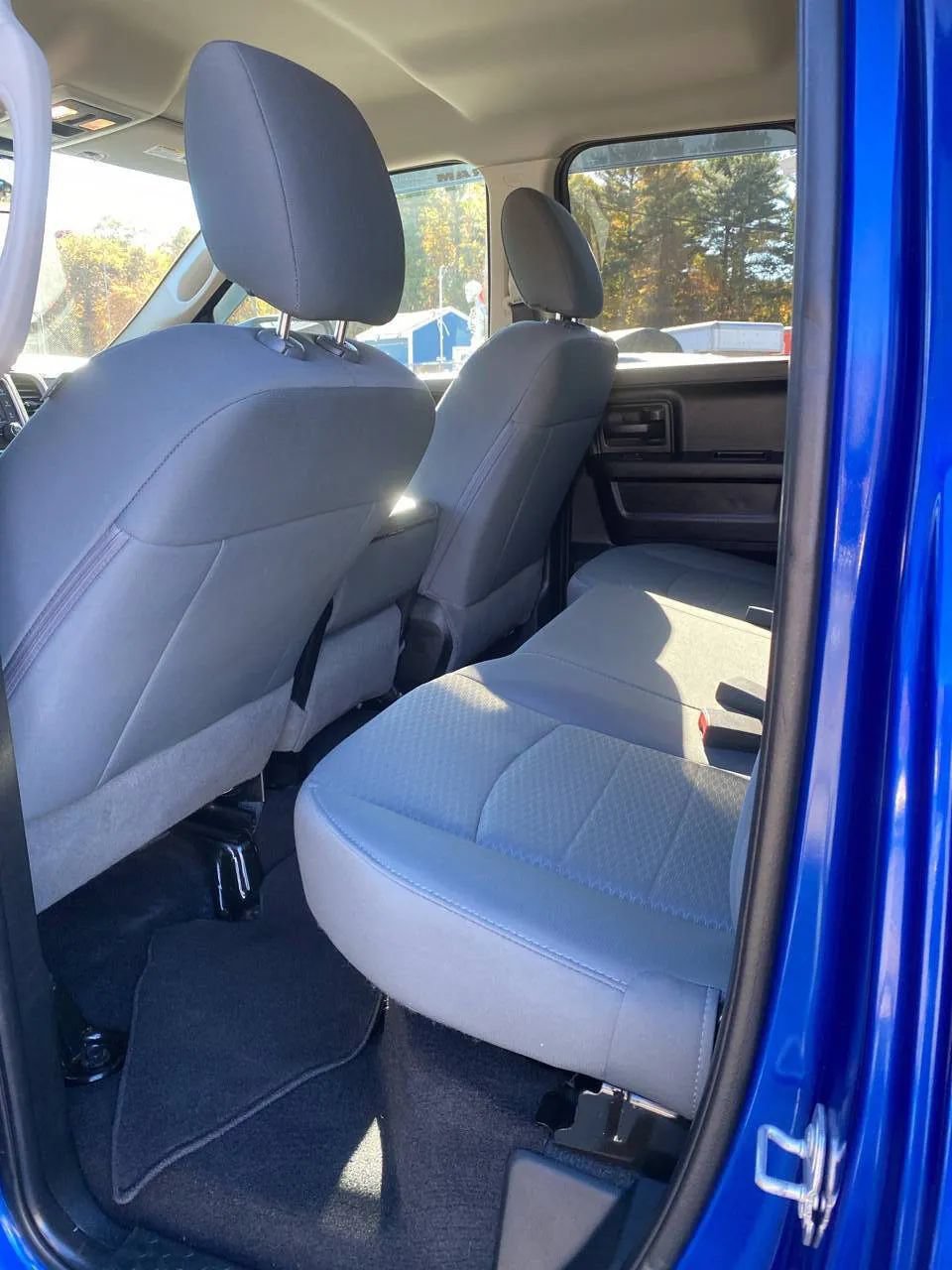 Used 2017 RAM 1500 Express w/ Express Value Package AWD/4WD image 21