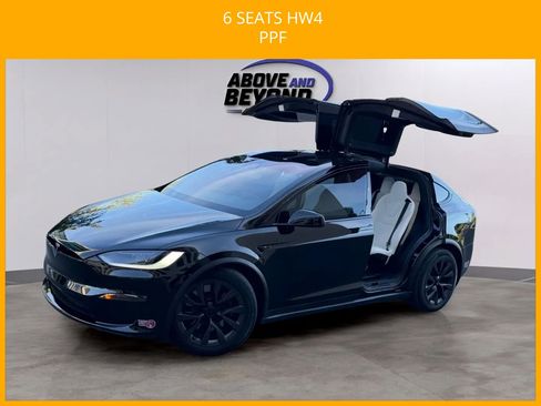 Used 2023 Tesla Model X image 7