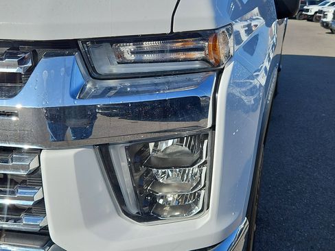 Used 2021 Chevrolet Silverado 3500 LTZ w/ LTZ Convenience Package image 10