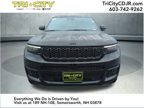 Used 2025 Jeep Grand Cherokee L Summit image 8