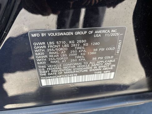 Used 2026 Volkswagen Atlas SE FWD image 33