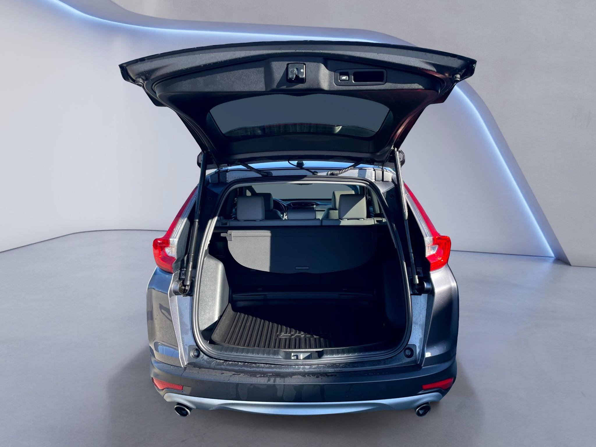 Used 2018 Honda CR-V Touring image 8