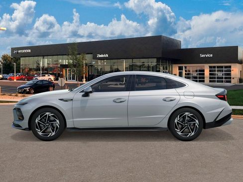 New 2026 Hyundai Sonata SEL image 3