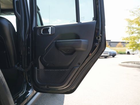 Used 2021 Jeep Wrangler Unlimited Sport image 35