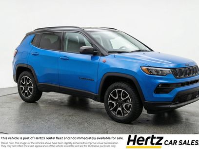 Used 2025 Jeep Compass Trailhawk