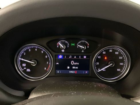 Used 2023 Buick Enclave Essence image 15