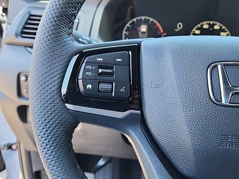 New 2026 Honda Ridgeline Black Edition image 19