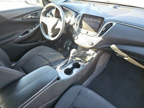 Used 2023 Chevrolet Malibu LT image 14