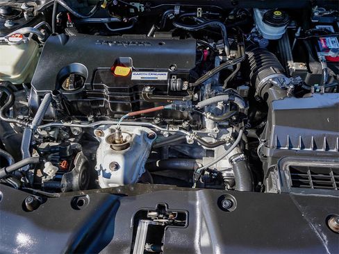 Used 2016 Honda Civic EX image 25