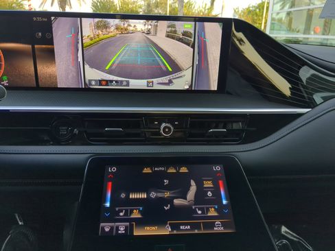 New 2026 INFINITI QX80 Luxe w/ Exterior Package image 22