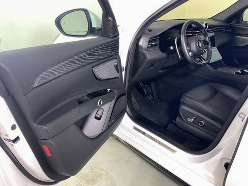 Used 2023 Maserati Grecale Modena image 20