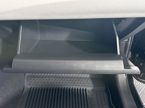 Certified 2024 Toyota Corolla LE FWD image 31
