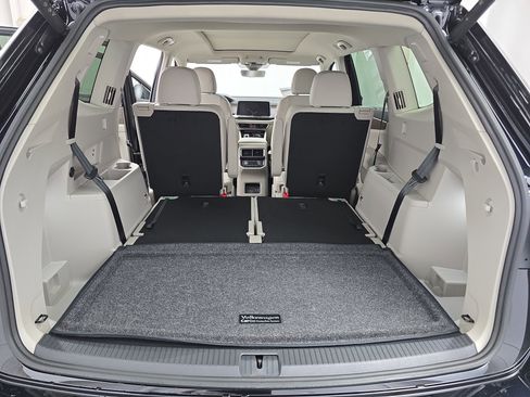 New 2026 Volkswagen Atlas SEL Premium R-Line AWD/4WD image 13