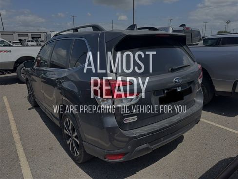 Used 2020 Subaru Forester Limited w/ Popular Package #3 AWD/4WD image 3