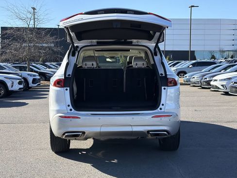 Used 2024 Buick Enclave Essence w/ Experience Buick Package image 16