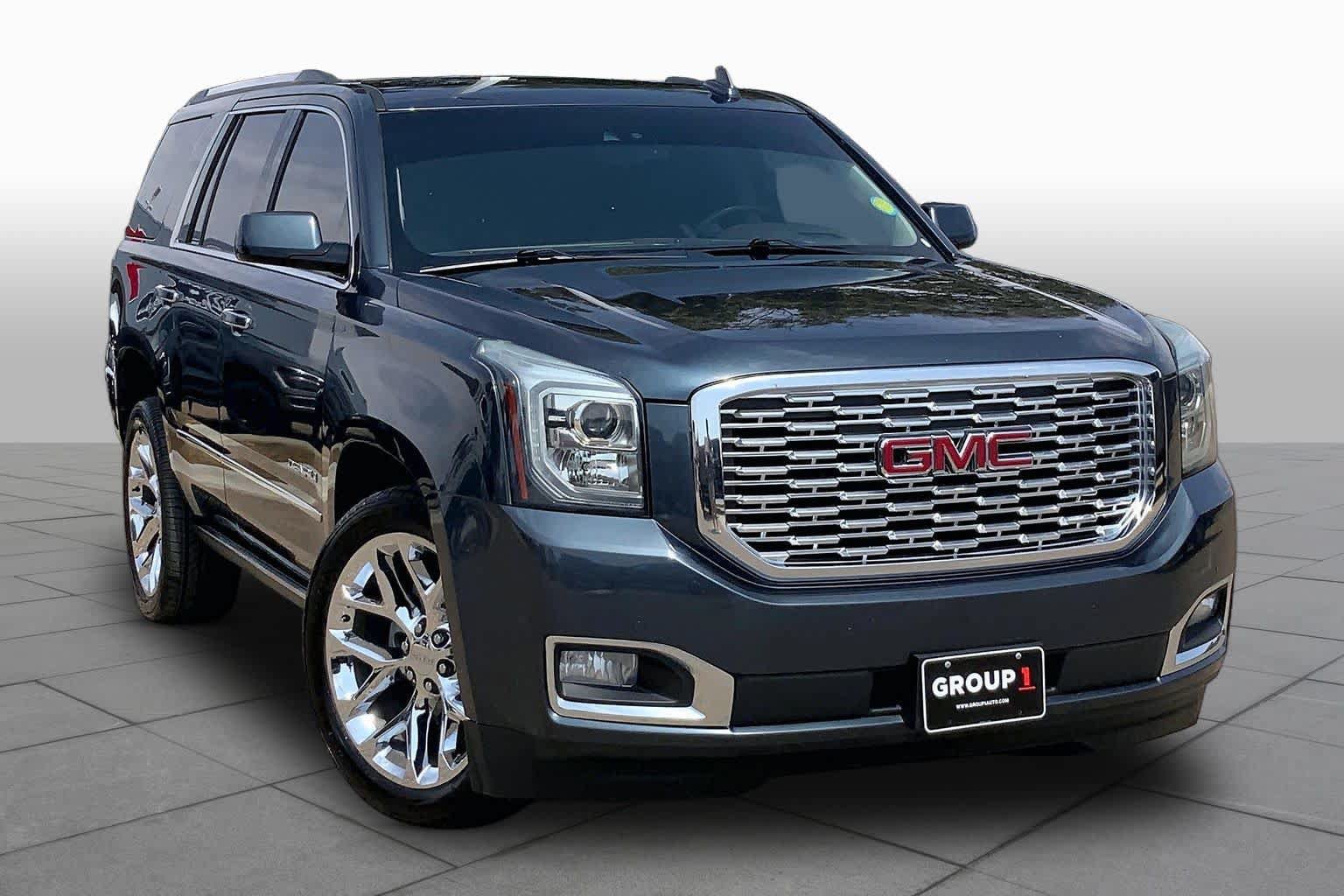 Used 2019 GMC Yukon Denali w/ Denali Ultimate Package AWD/4WD image 3