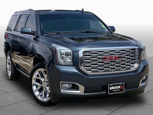 Used 2019 GMC Yukon Denali w/ Denali Ultimate Package AWD/4WD image 3
