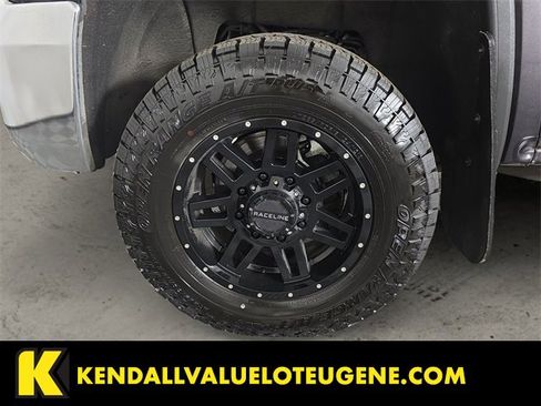 Used 2016 GMC Sierra 2500 SLE image 9