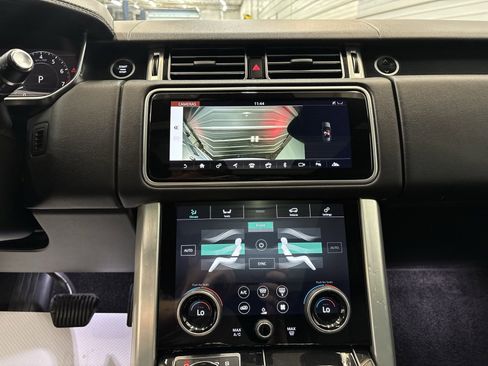 Used 2018 Land Rover Range Rover image 19