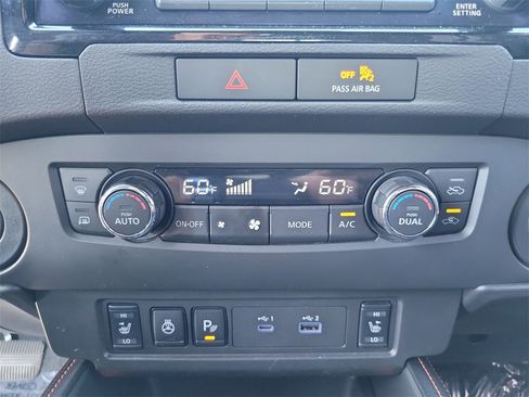Used 2023 Nissan Frontier Pro-X w/ Pro Convenience Package image 12