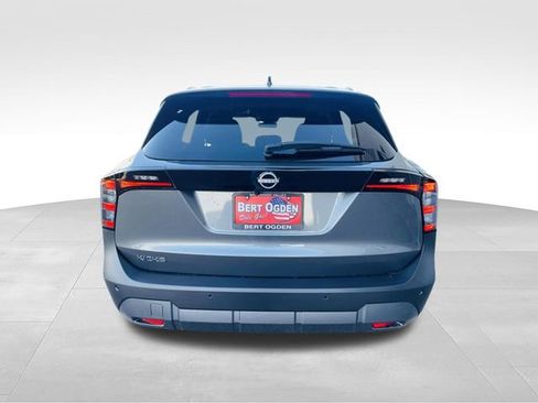 Certified 2026 Nissan Kicks SV w/ SV Premium Package FWD image 7