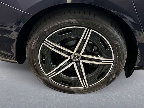 Certified 2023 Mercedes-Benz EQS 580 4MATIC Sedan image 7