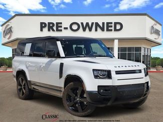 Used 2024 Land Rover Defender 130 X-Dynamic SE video 1