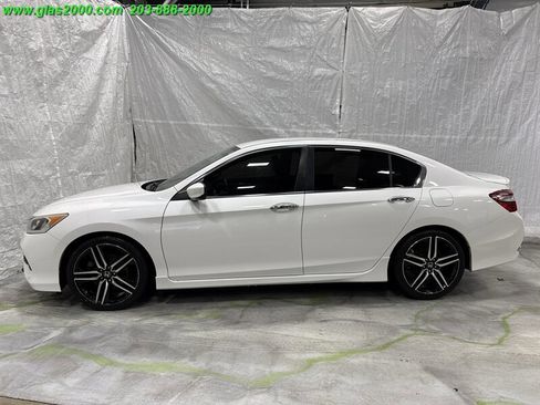 Used 2017 Honda Accord Sport Special Edition image 13