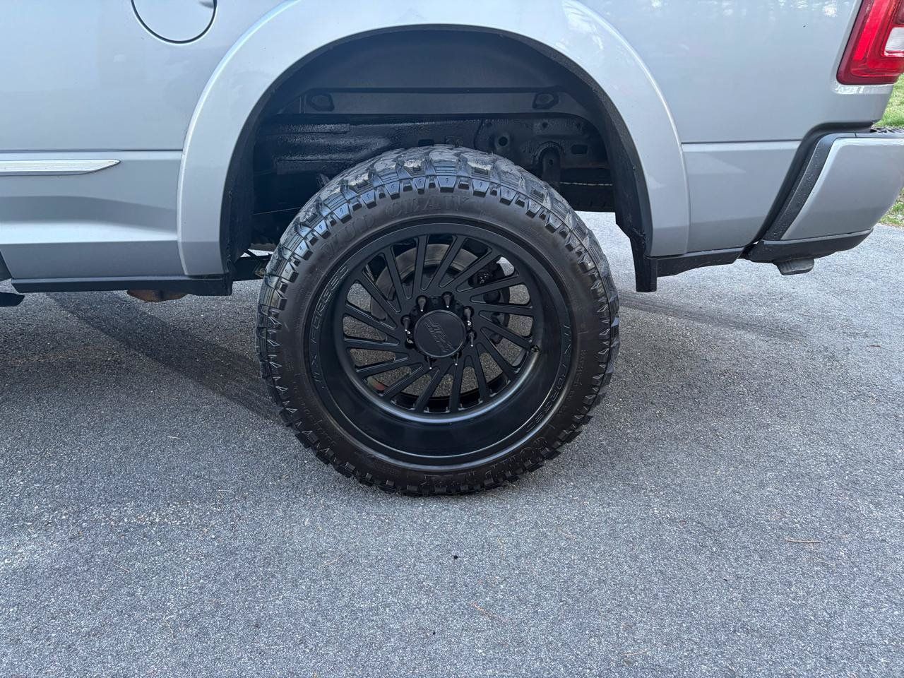 Used 2020 RAM 2500 Limited AWD/4WD image 17