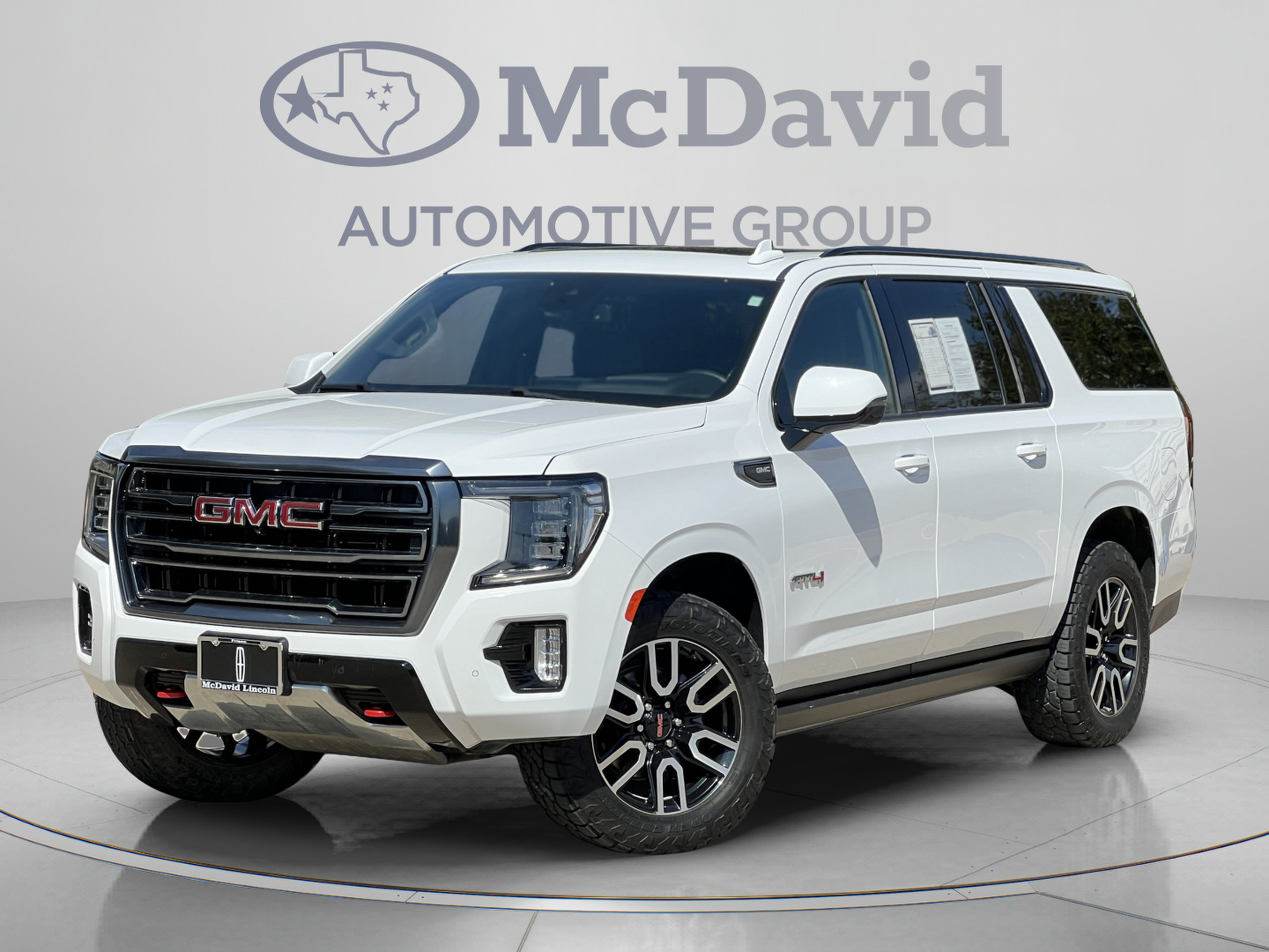 Used 2023 GMC Yukon XL AT4 w/ Technology Package AWD/4WD image 1