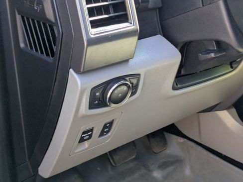 Used 2018 Ford F150 XLT w/ Equipment Group 302A Luxury image 10