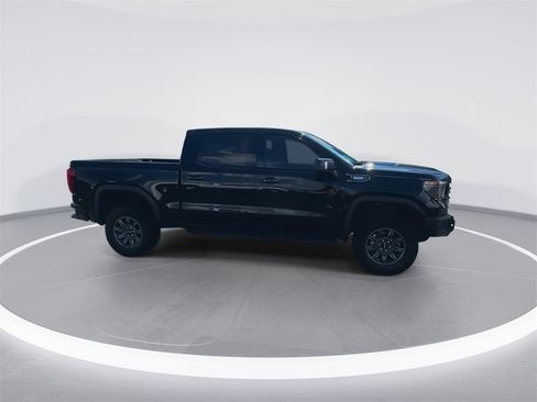 Used 2024 GMC Sierra 1500 AT4X image 3