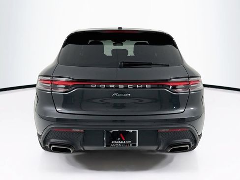 Certified 2025 Porsche Macan AWD/4WD image 10