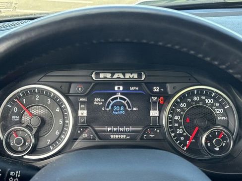 Used 2022 RAM 1500 Big Horn image 12