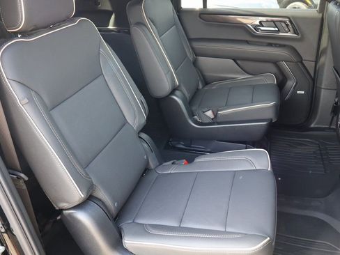 New 2025 GMC Yukon XL Elevation AWD/4WD image 26