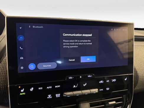 Used 2023 Toyota bZ4X XLE w/ Weather Package image 21