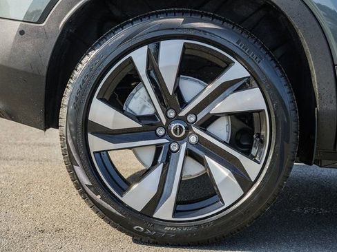 New 2026 Volvo XC40 B5 Ultra w/ Protection Package Premier image 18