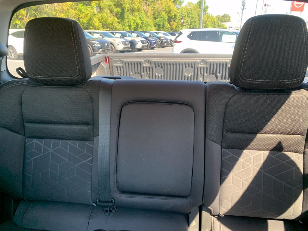Certified 2025 Nissan Frontier SV AWD/4WD image 18