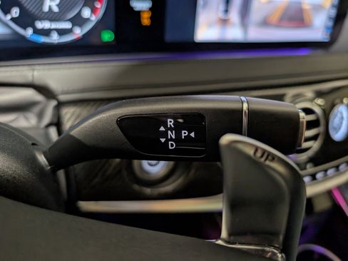 Used 2020 Mercedes-Benz S 63 AMG 4MATIC Sedan image 36