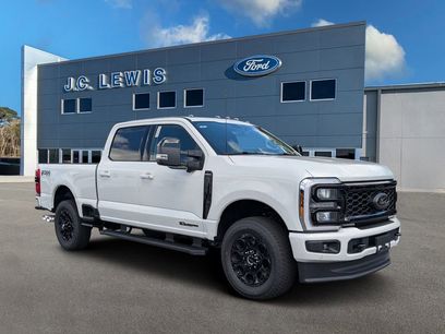 New 2026 Ford F250 Lariat w/ Black Appearance Package
