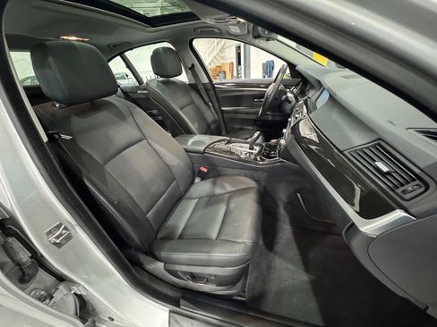 Used 2011 BMW 535i xDrive Sedan image 43