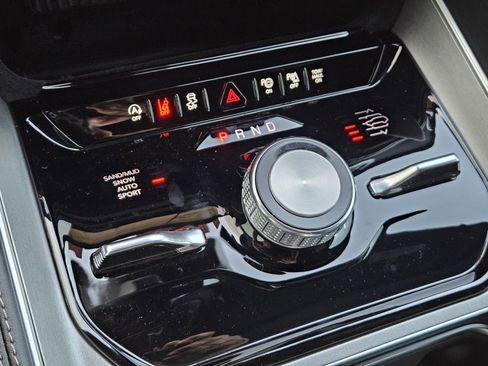 New 2026 Jeep Grand Wagoneer L Limited image 19